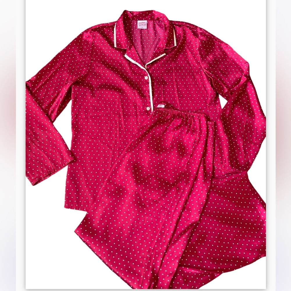 GILLIGAN  O’MALLEY satin pajama set